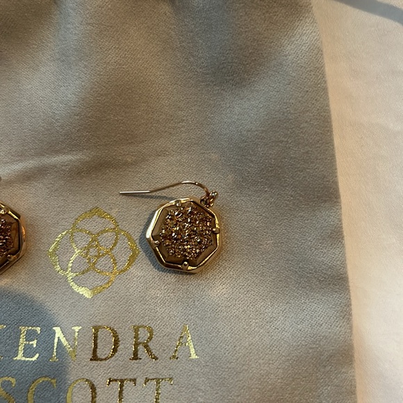 Kendra Scott Rose Gold Drusy Earrings - Picture 3 of 9